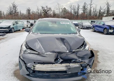 2017 Toyota Prius из США, поврежденный, VIN JTDKARFU7H3038548